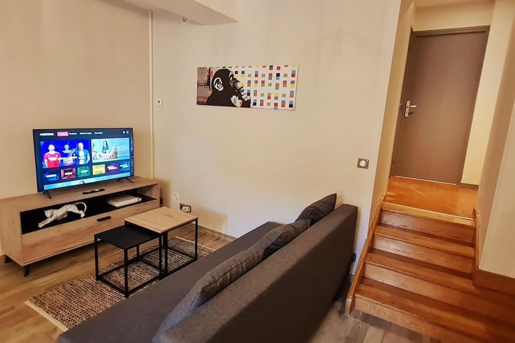 Le 56 Faubourg - Proche Centre - Parking Gratuit Apartment โบน ภายนอก รูปภาพ